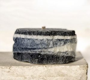 Palmių vaško žvakė AKMUO, palm wax candle STONE