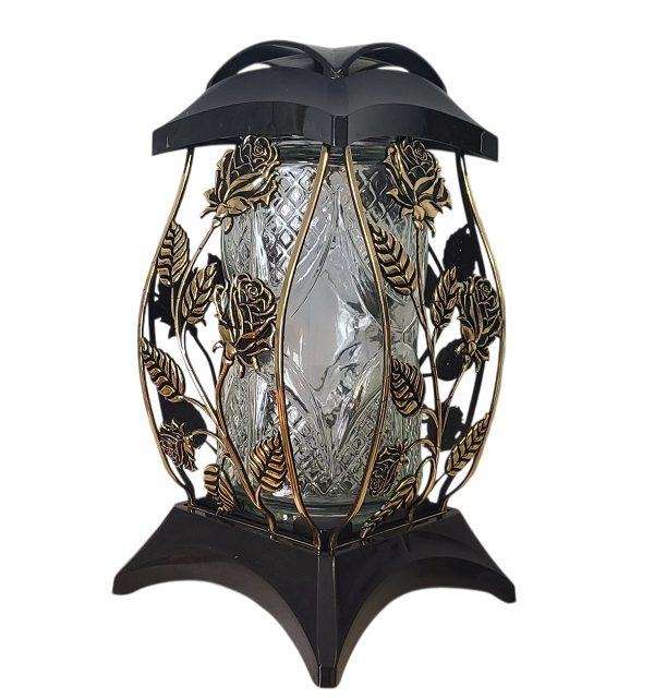 Žvakidė į kapines Z-10 su aukso spalvos rože 33,5 cm.